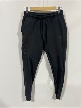 Nike Black Tapered Tech Fleece Joggers